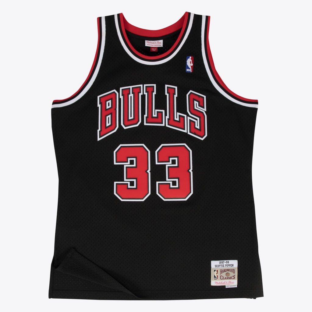 Chicago Bulls Scottie Pippen 1997-98 Hardwood Classics Alternate Swingman Jersey By Mitchell & Ness - Black product image 3,