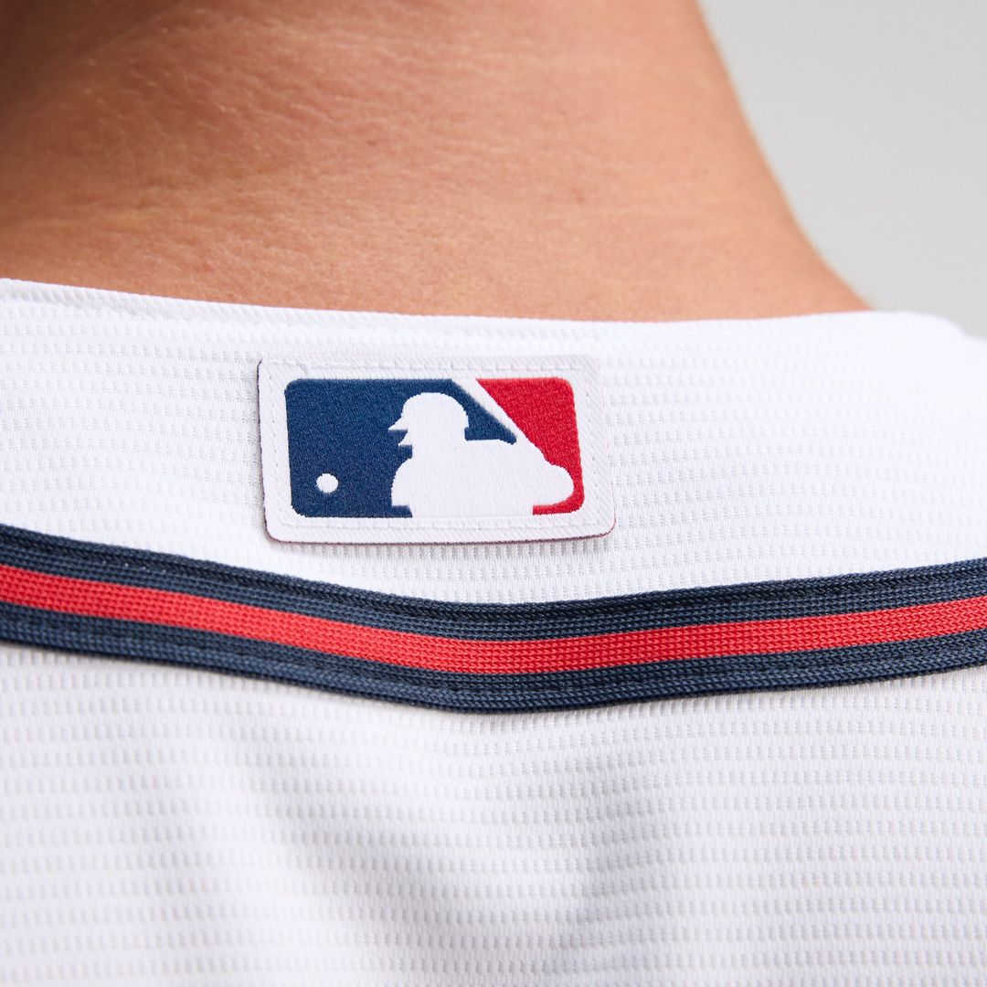 Atlanta Braves Nike White Home Replica Team Jersey product image 11, provided for visual reference and product detail review