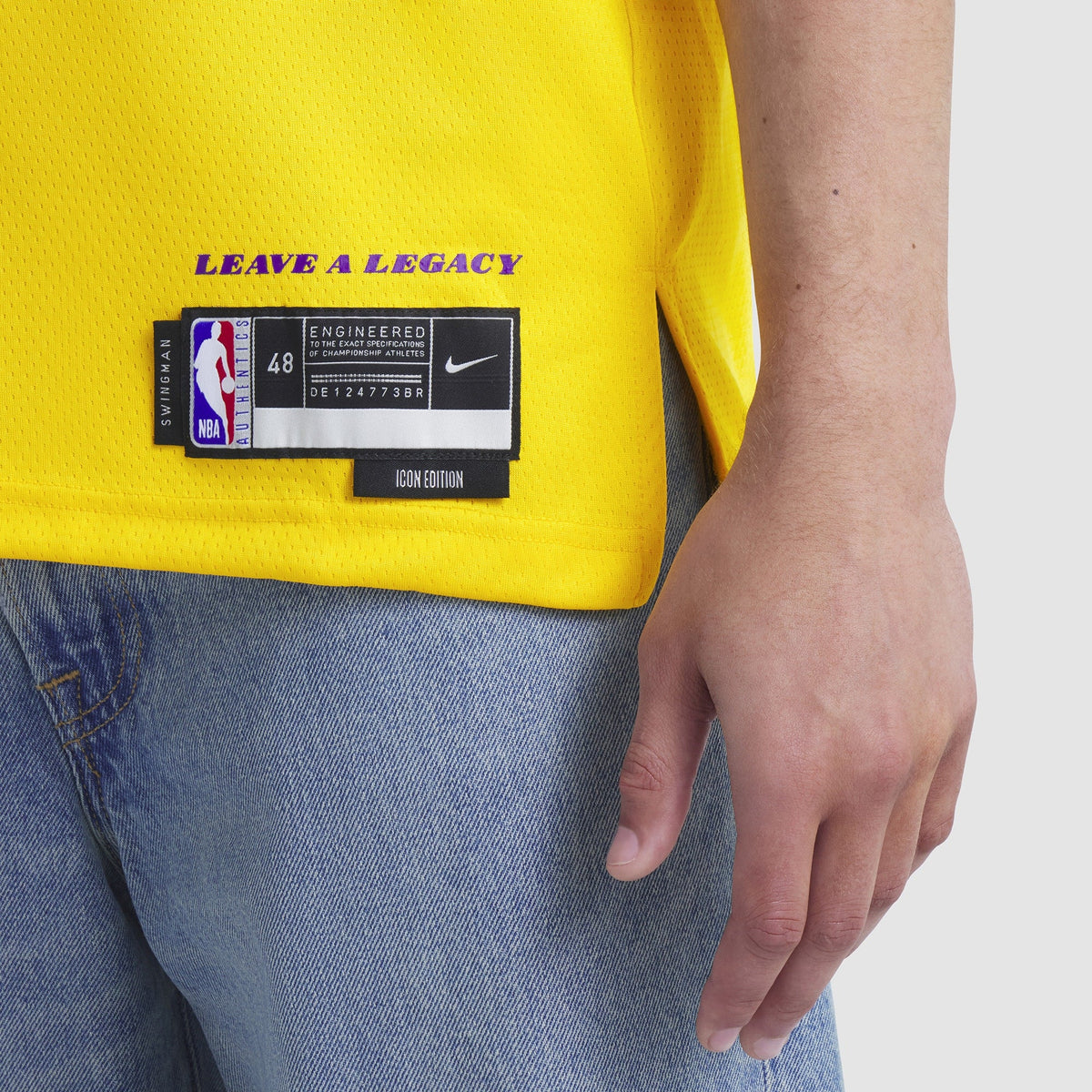 Los Angeles Lakers Nike Icon Swingman Jersey - Lebron James product image 11
