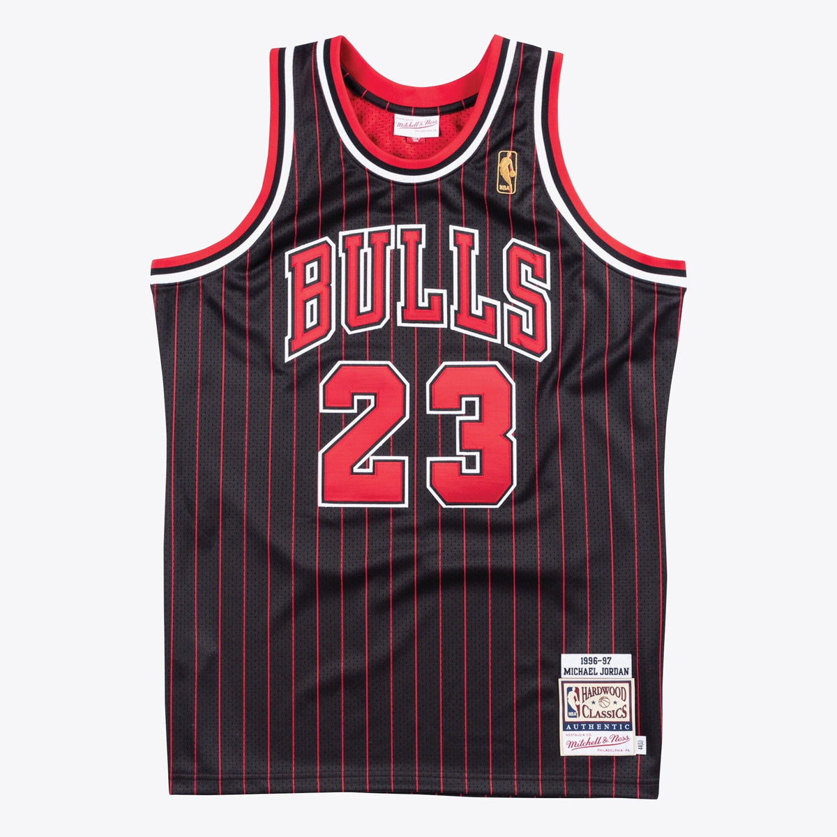 Chicago Bulls Mitchell & Ness Authentic Jersey Alternate Michael Jordan 1996-97 product image 2, provided for visual