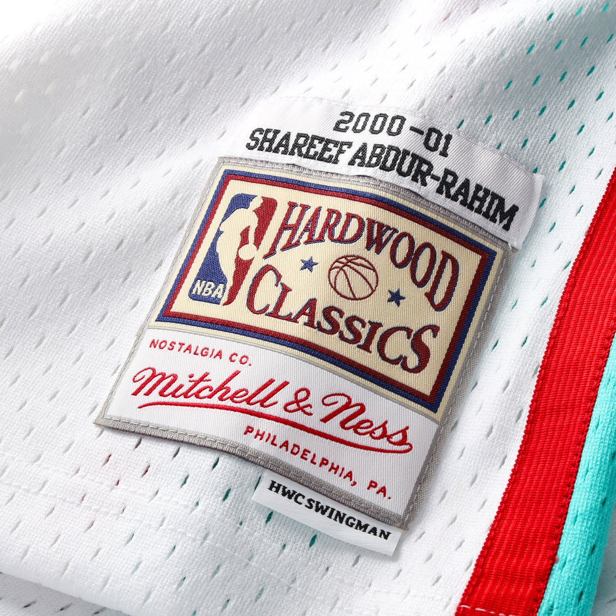 Vancouver Grizzlies Mitchell & Ness Shareef Abdur-Rahim 2000 Swingman Authentic Jersey - White product image 6, provided for