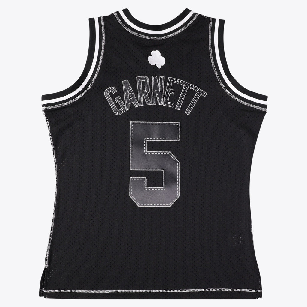 Boston Celtics Mitchell & Ness Kevin Garnett 2007 Contrast 2K Swingman Jersey - Black product image 4, provided for visual