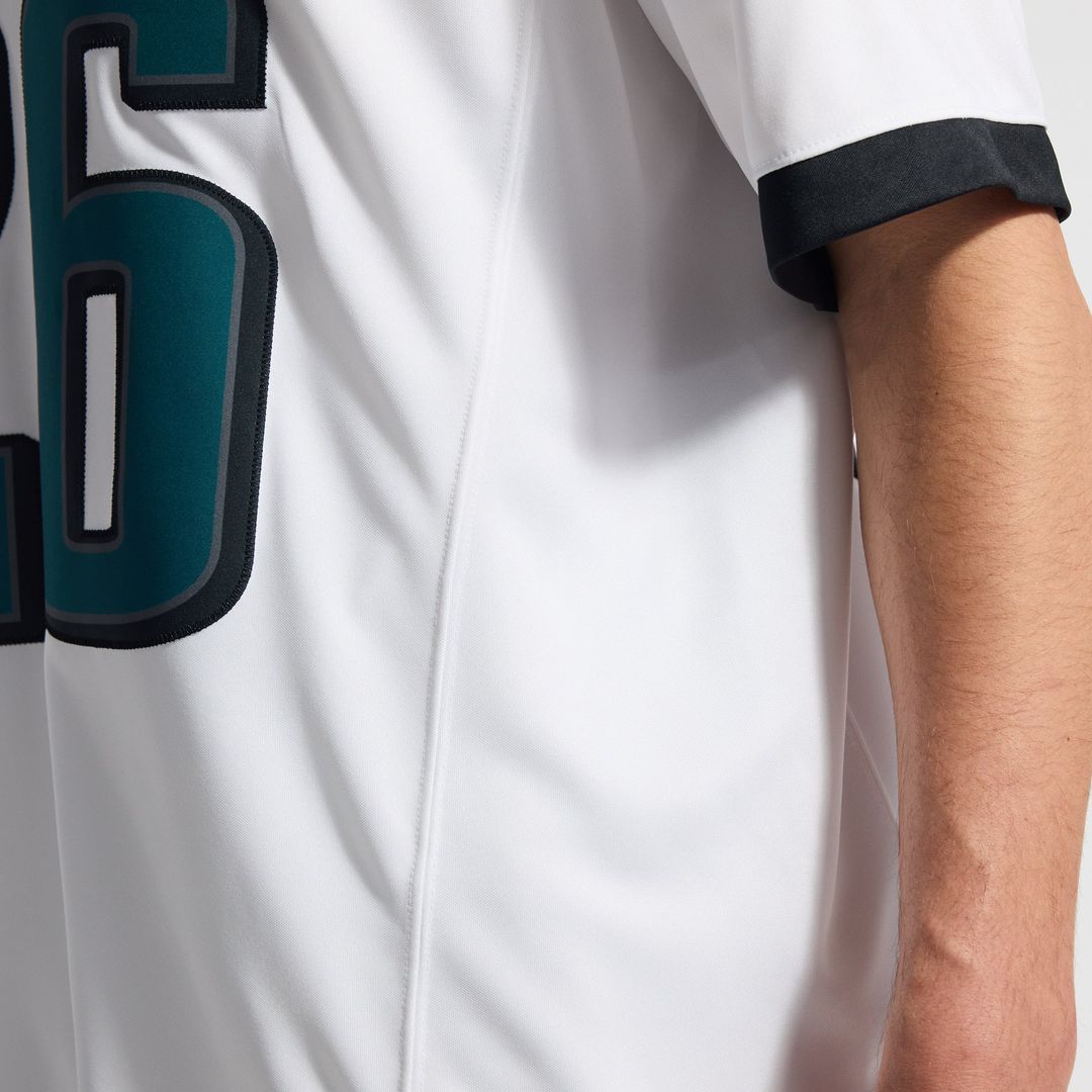 Philadelphia Eagles Saquon Barkley Nike White Vapor F.U.S.E. Stitched Limited Jersey product image 13, provided for visual