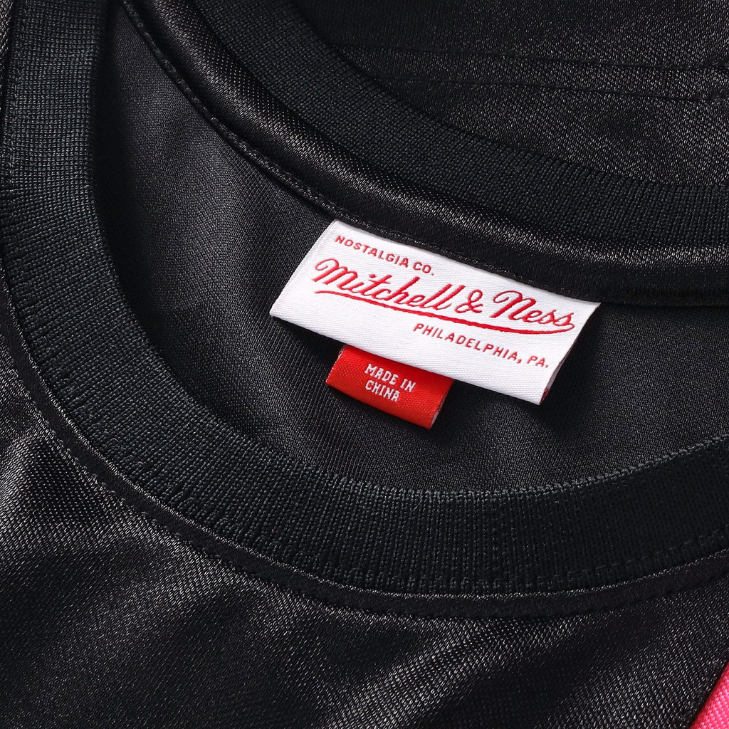 Miami Heat NBA Mitchell & Ness Authentic Jersey - Shaquille O'Neal product image 4, provided for visual reference and