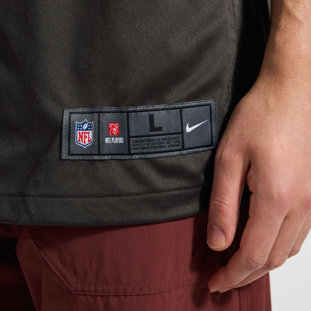 Tampa Bay Buccaneers Baker Mayfield Nike Pewter Alternate Game Player Jersey product image 8, provided for visual reference