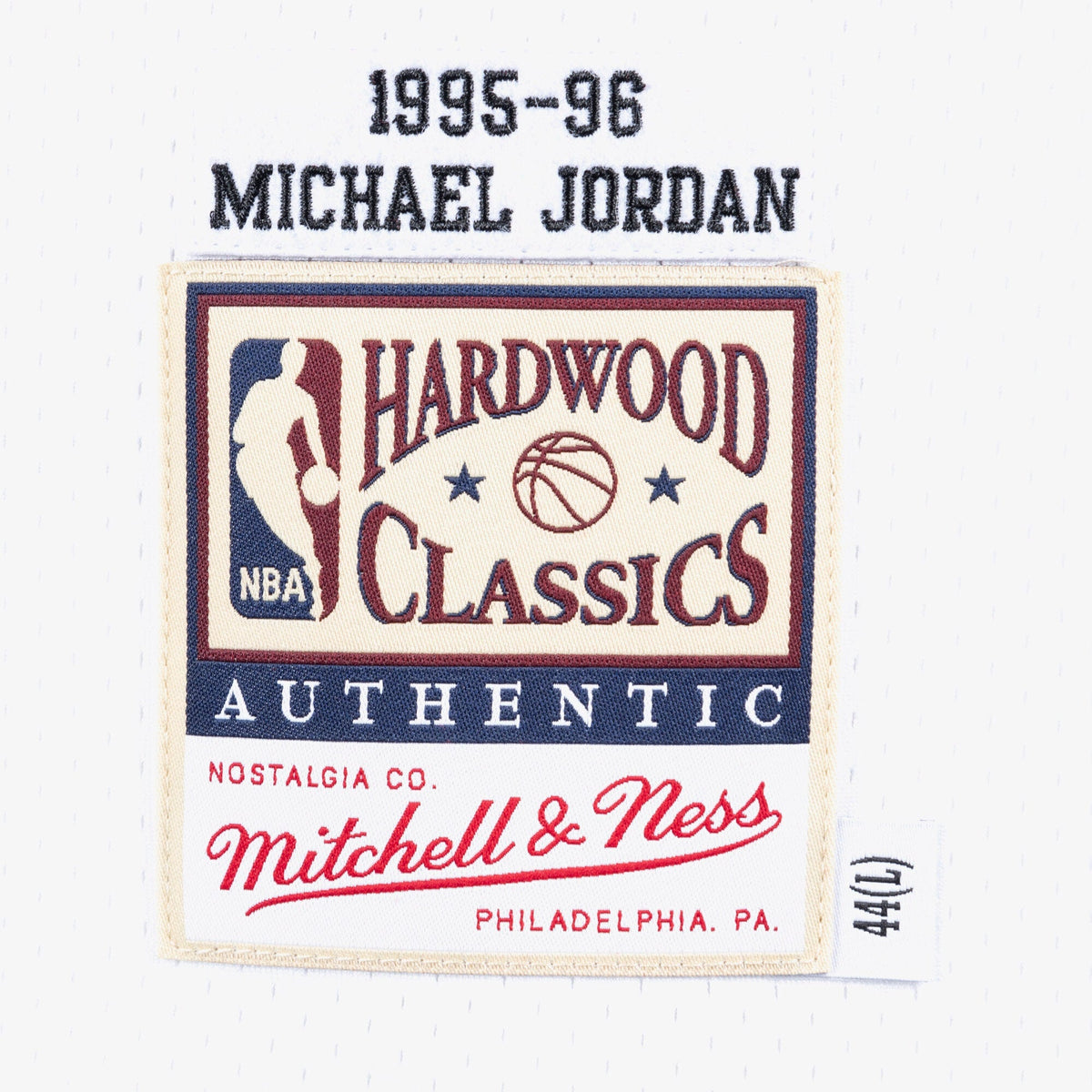Chicago Bulls Mitchell & Ness Authentic Jersey Home Michael Jordan 1995-96 product image 4, provided for visual reference