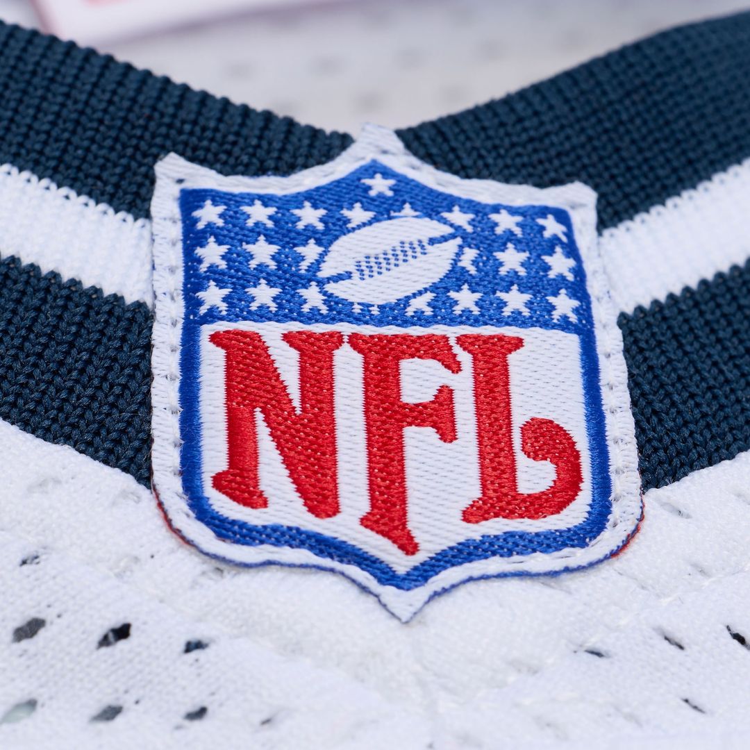 Unisex San Francisco 49ers Joe Montana Mitchell & Ness x Levi's White Legacy Jersey product image 3, provided for visual