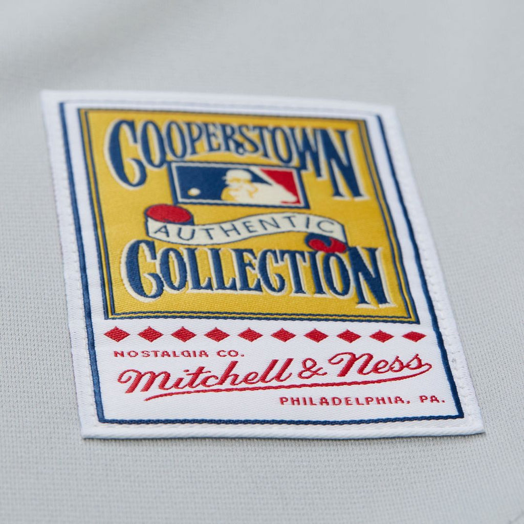 Chicago White Sox Mark Buehrle Mitchell & Ness Gray 2005 Throwback Authentic Jersey product image 6, provided for visual