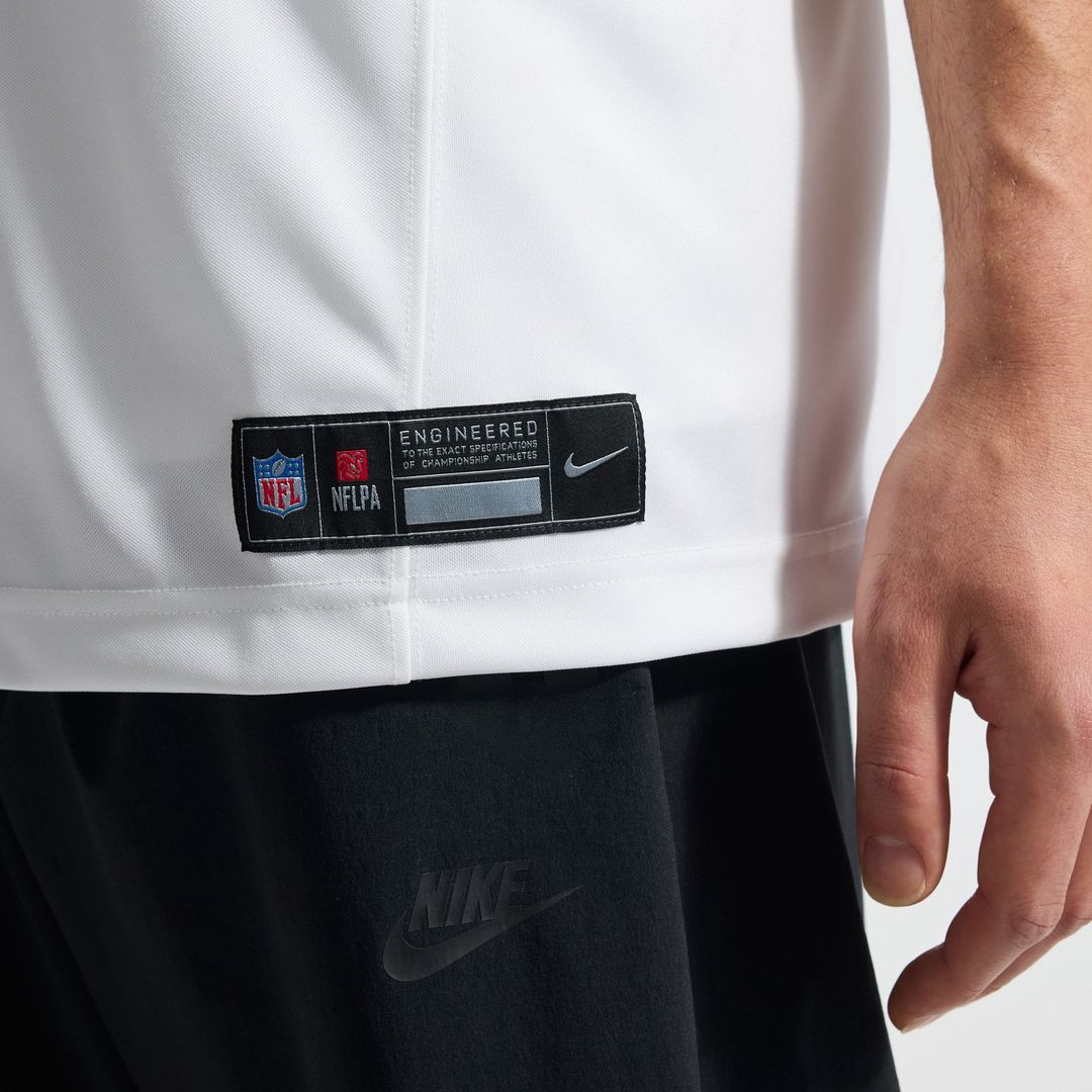 Washington Commanders Jayden Daniels Nike White Vapor F.U.S.E. Stitched Limited Jersey product image 10, provided for visual