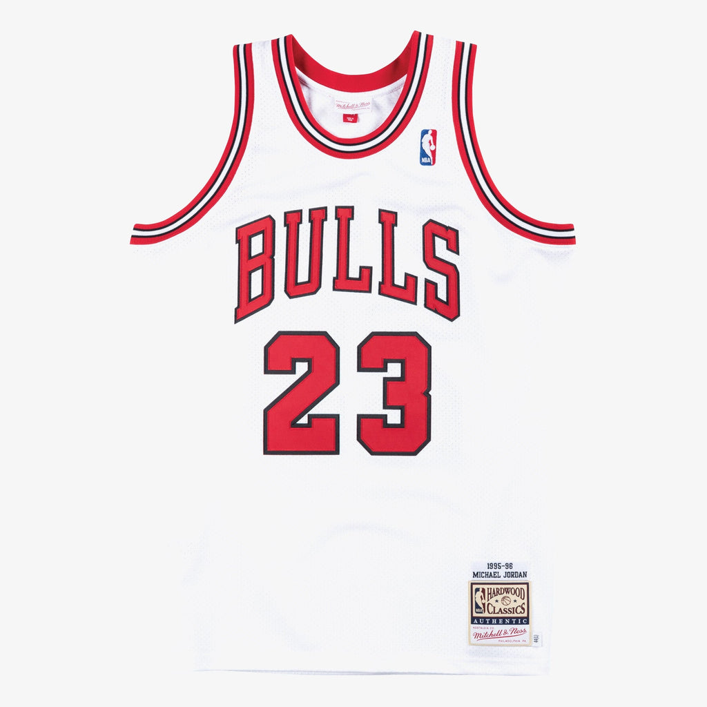 Chicago Bulls Mitchell & Ness Authentic Jersey Home Michael product image 2