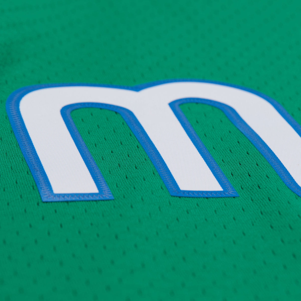 Dallas Mavericks Mitchell & Ness Swingman Jersey 2004 Dirk product image 4