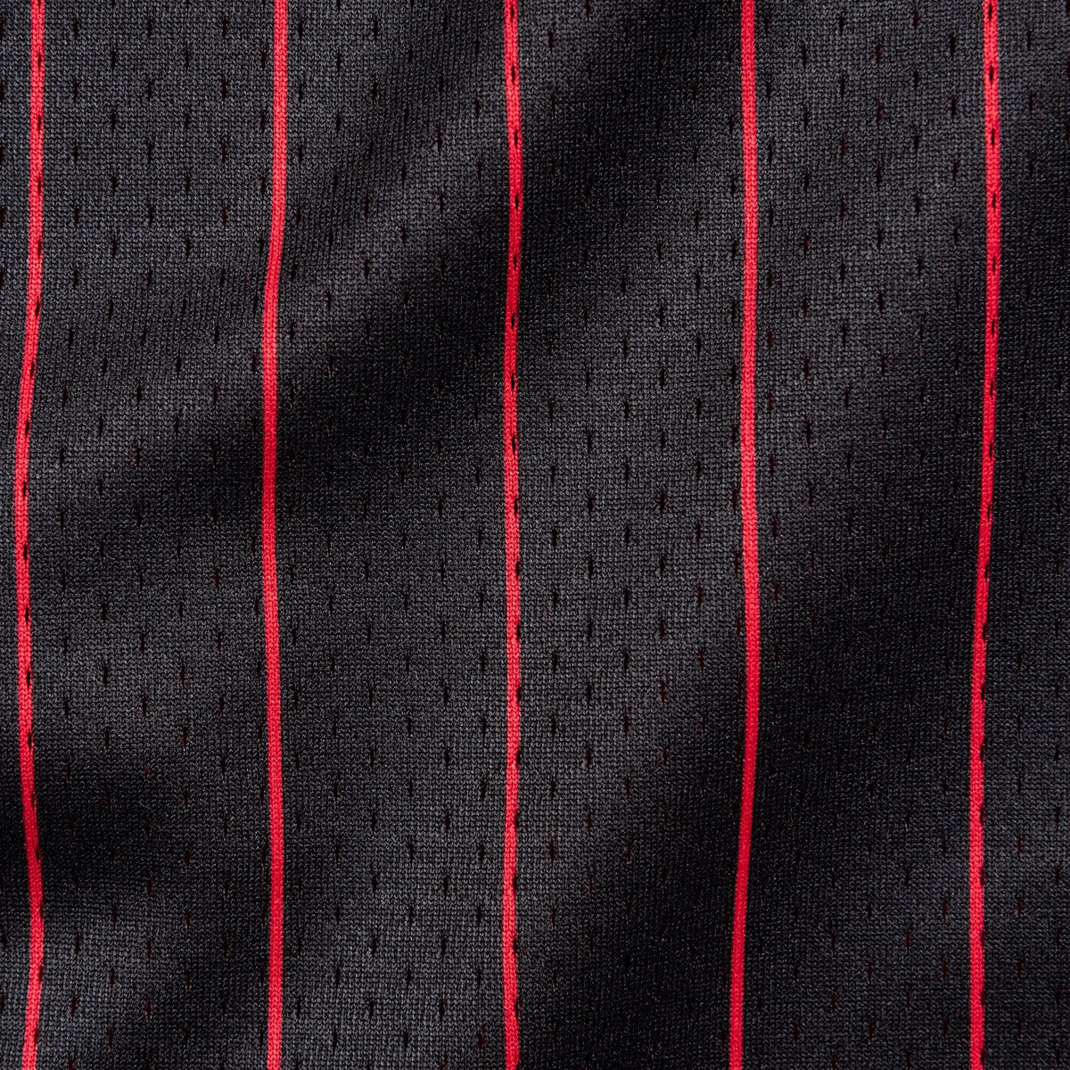 Chicago Bulls Mitchell & Ness Authentic Jersey Alternate Michael Jordan 1996-97 product image 7, provided for visual