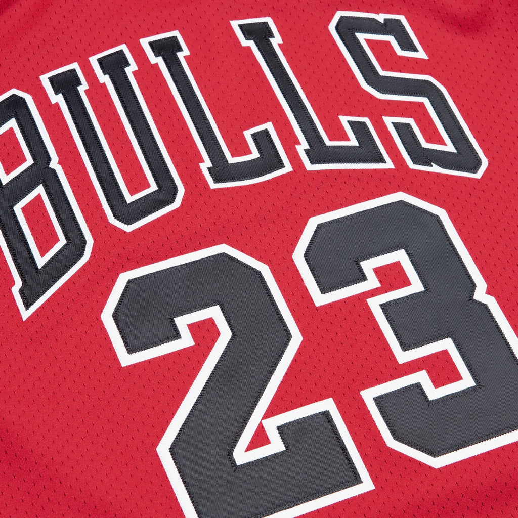 Chicago Bulls Mitchell & Ness Authentic Jersey Road Finals Michael Jordan 1997-98 product image 7, provided for visual