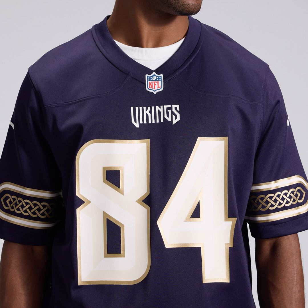 Minnesota Vikings Randy Moss Nike Purple 2026 Rivalries Collection Game Jersey product image 8, provided for visual
