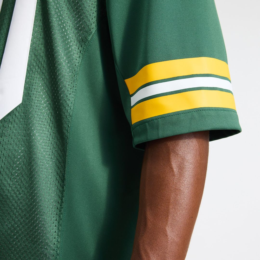 Green Bay Packers Jordan Love Nike Green Vapor Untouchable Stitched Limited Jersey product image 13, provided for visual