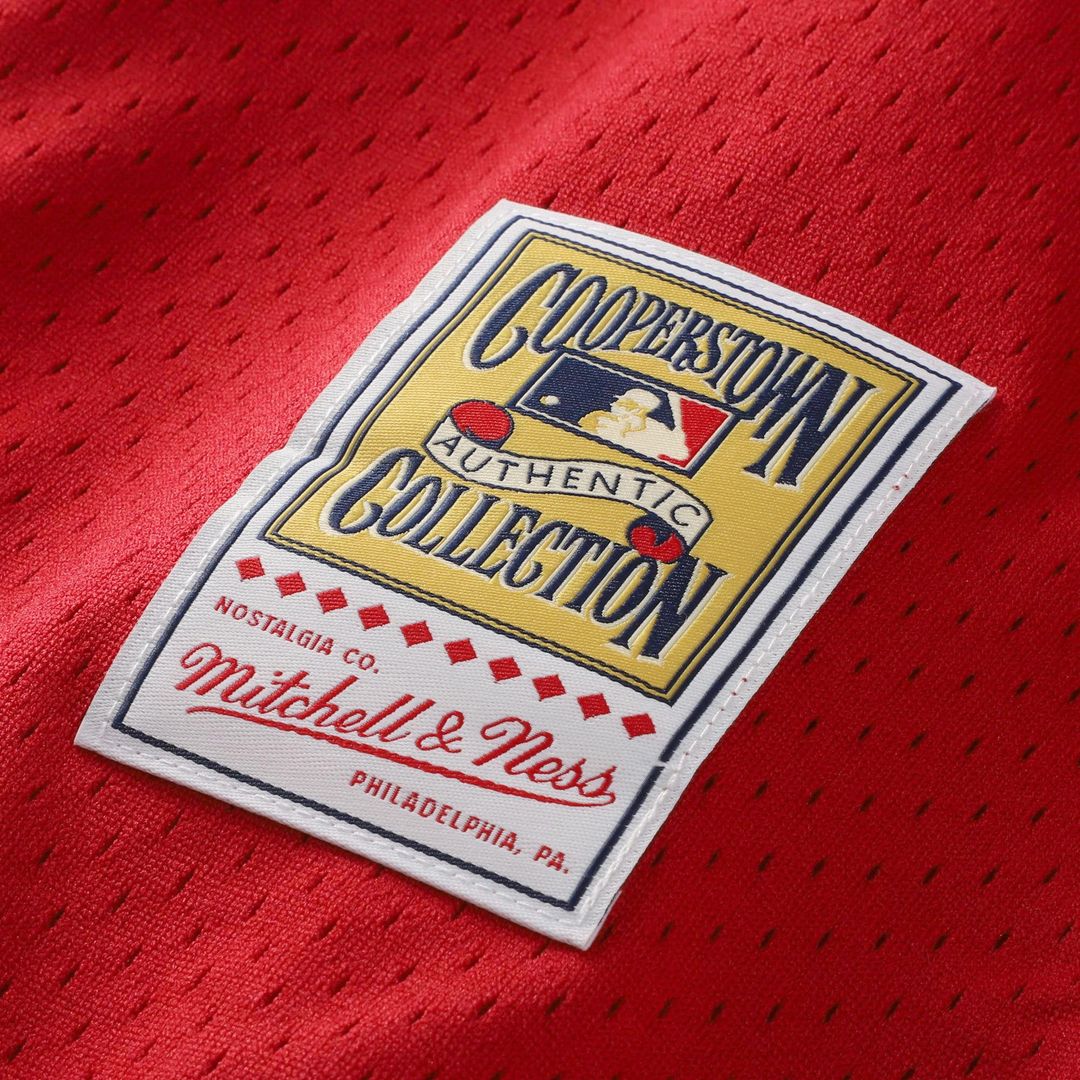 Cincinnati Reds Barry Larkin Mitchell & Ness Red Throwback Cooperstown Mesh Batting Practice Jersey product image 16,