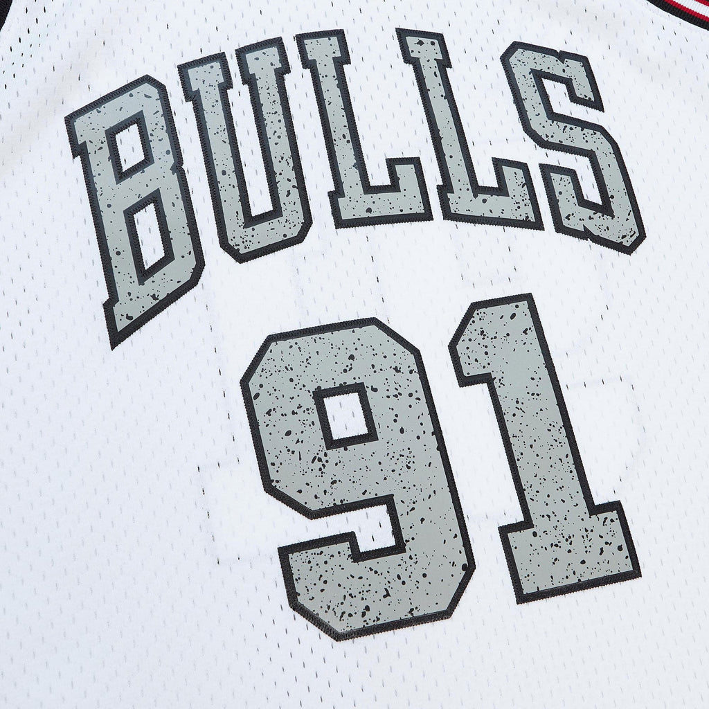 Chicago Bulls Mitchell & Ness Dennis Rodman 1997 Cracked Cement Swingman Jersey - White product image 5, provided for visual