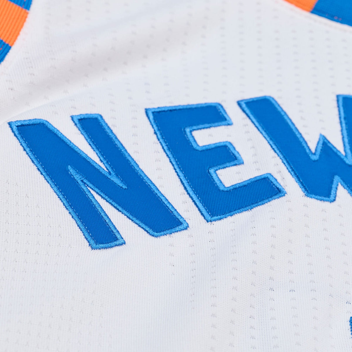 Mitchell & Ness Carmelo Anthony White New York Knicks 2015-16 Hardwood Classics Authentic Jersey product image 6, provided