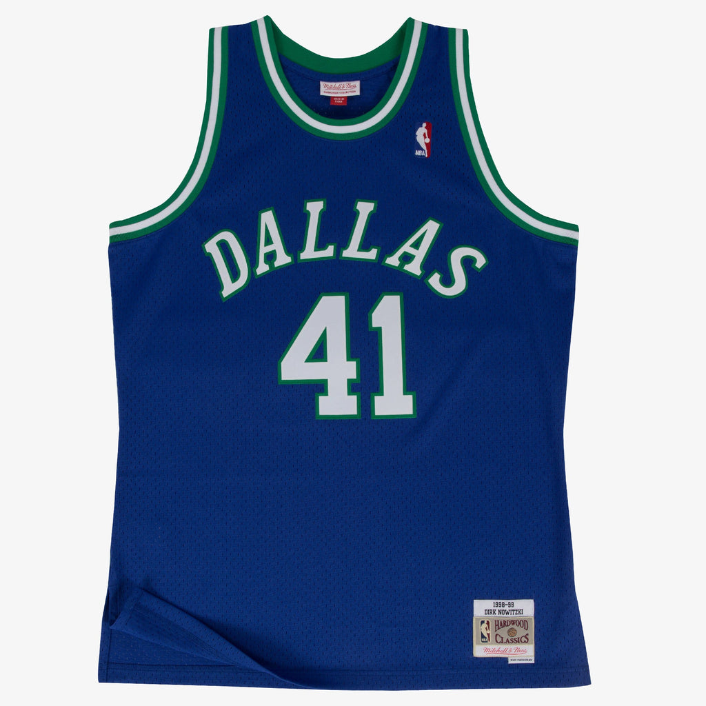 Dallas Mavericks Mitchell & Ness Swingman Jersey Road Dirk Nowitzki 1998-99 product image 2, provided for visual reference