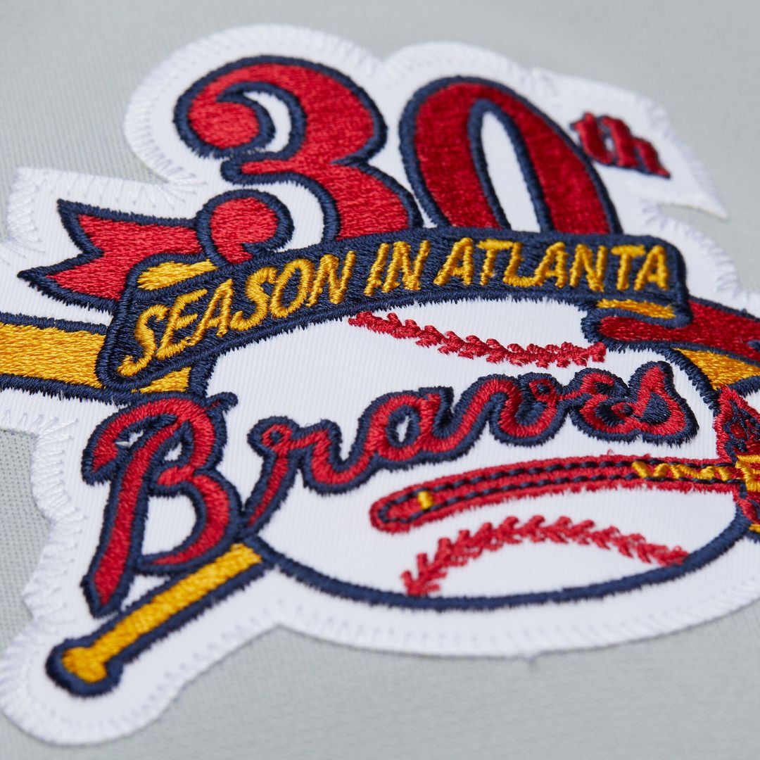Atlanta Braves Chipper Jones Mitchell & Ness Gray 1995 Throwback Authentic Jersey product image 9, provided for visual