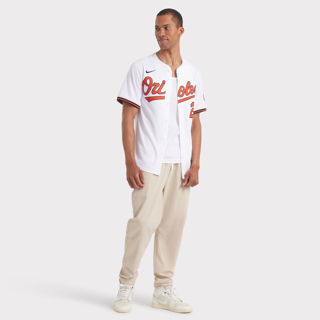 Baltimore Orioles Gunnar Henderson Nike White Home Limited Player Jersey product image 6, provided for visual reference and