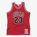 Chicago Bulls Mitchell & Ness Authentic Jersey Michael Jordan 1985-86 product image 1, provided for visual reference and